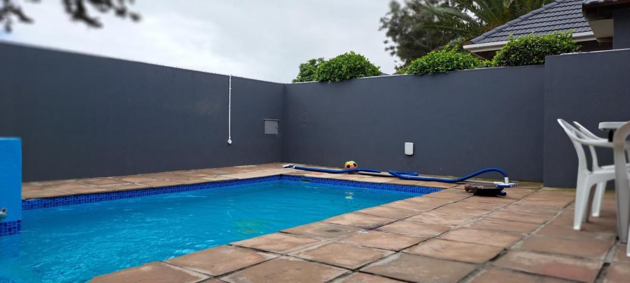Spacious Holiday Home Cape Town Exterior photo